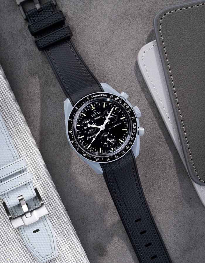 Premium Curved Rubber Strap - Black
